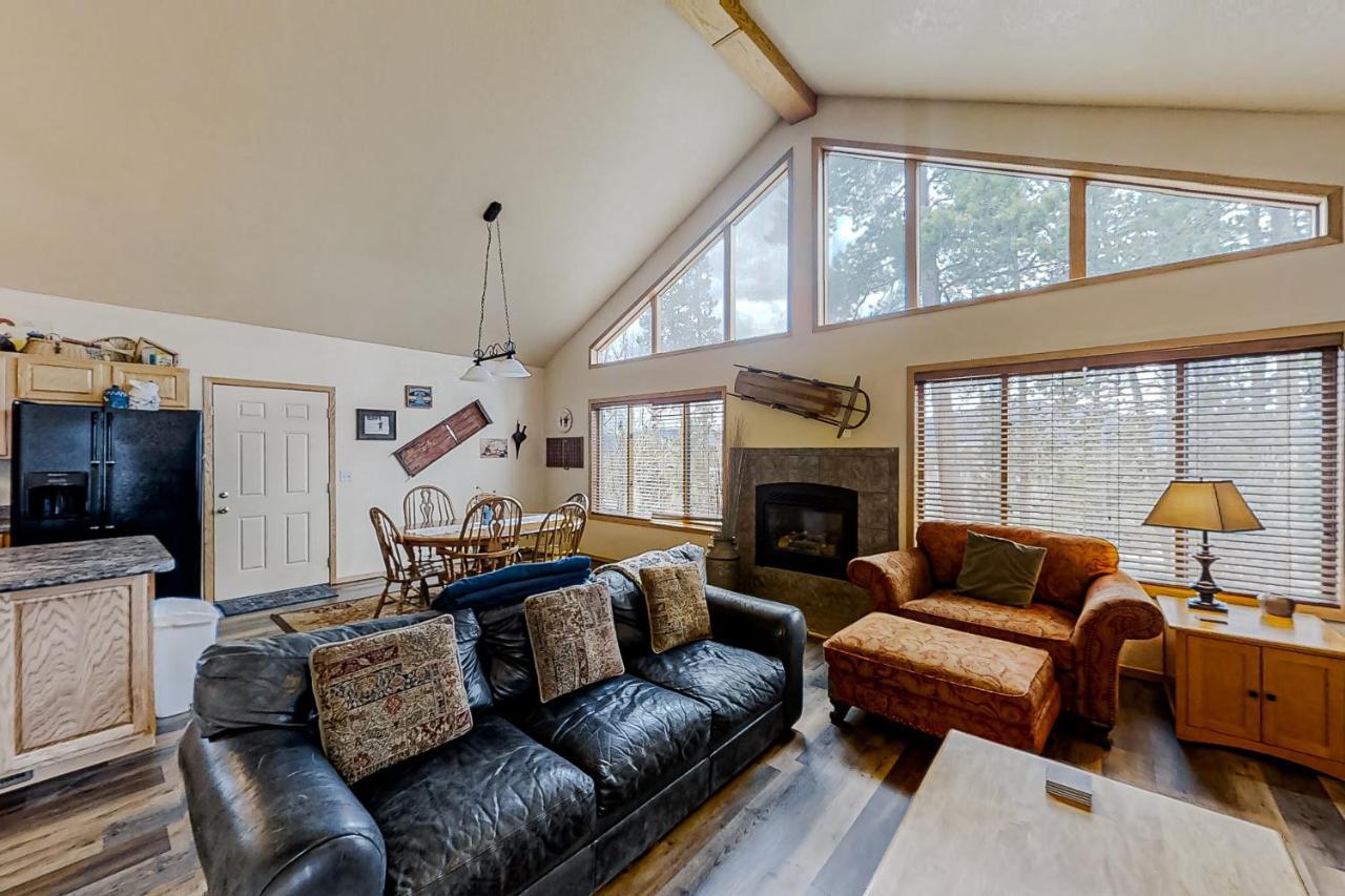 Hemlock Cabin Грэнби Экстерьер фото